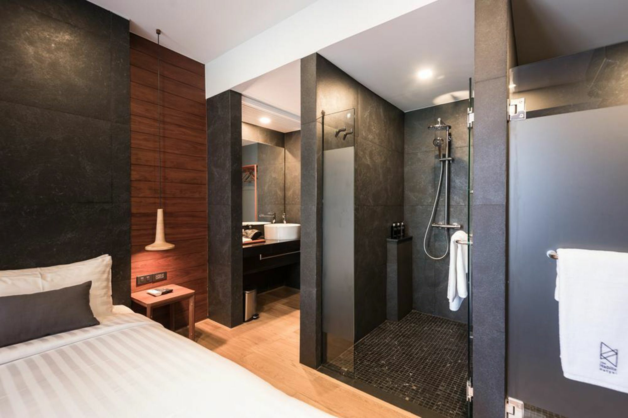 The Habita Hatyai Hat Yai Esterno foto
